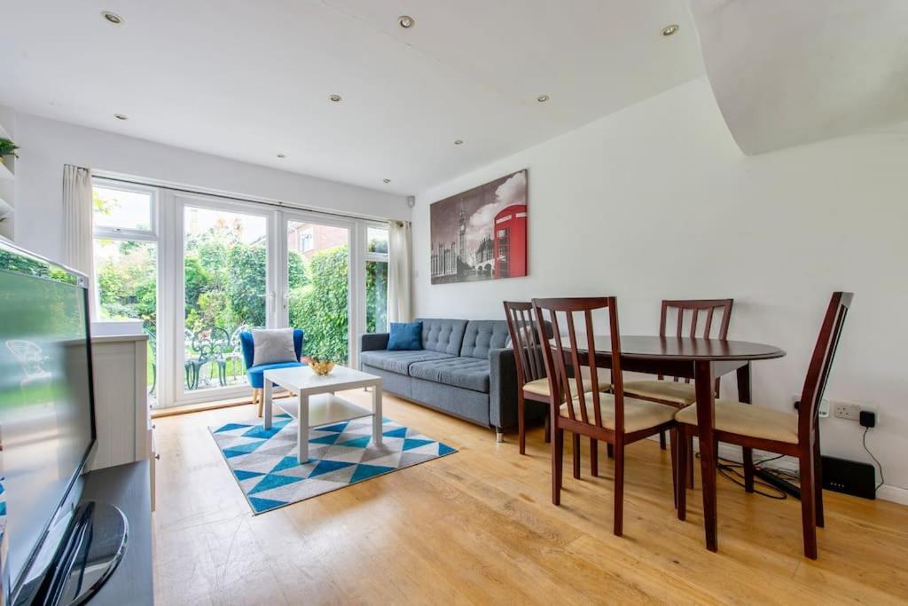 Lovely 2-Bed 15 Minutes To Central 伦敦 外观 照片